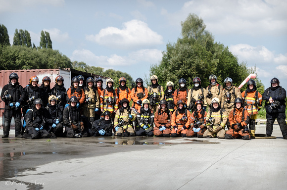 3D Firefighting training, group picture